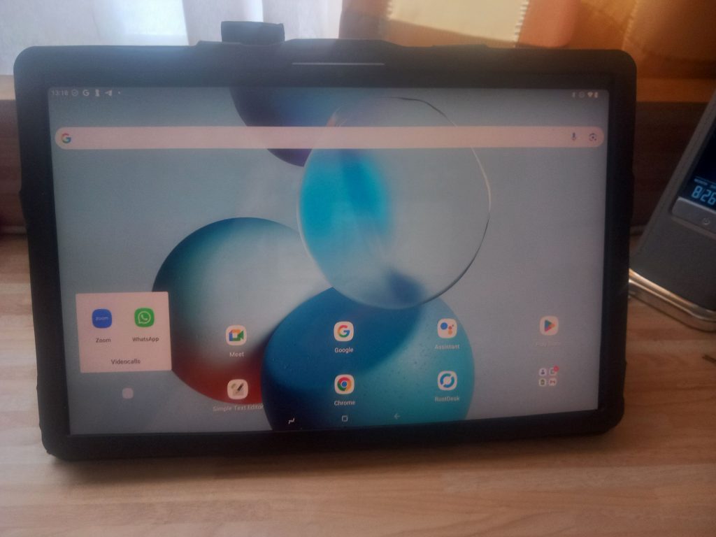 DOOGEE T30 .